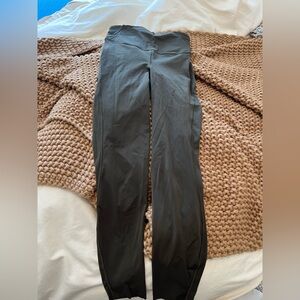 Lululemon Size 2 WunderTrain Leggings Olive Green